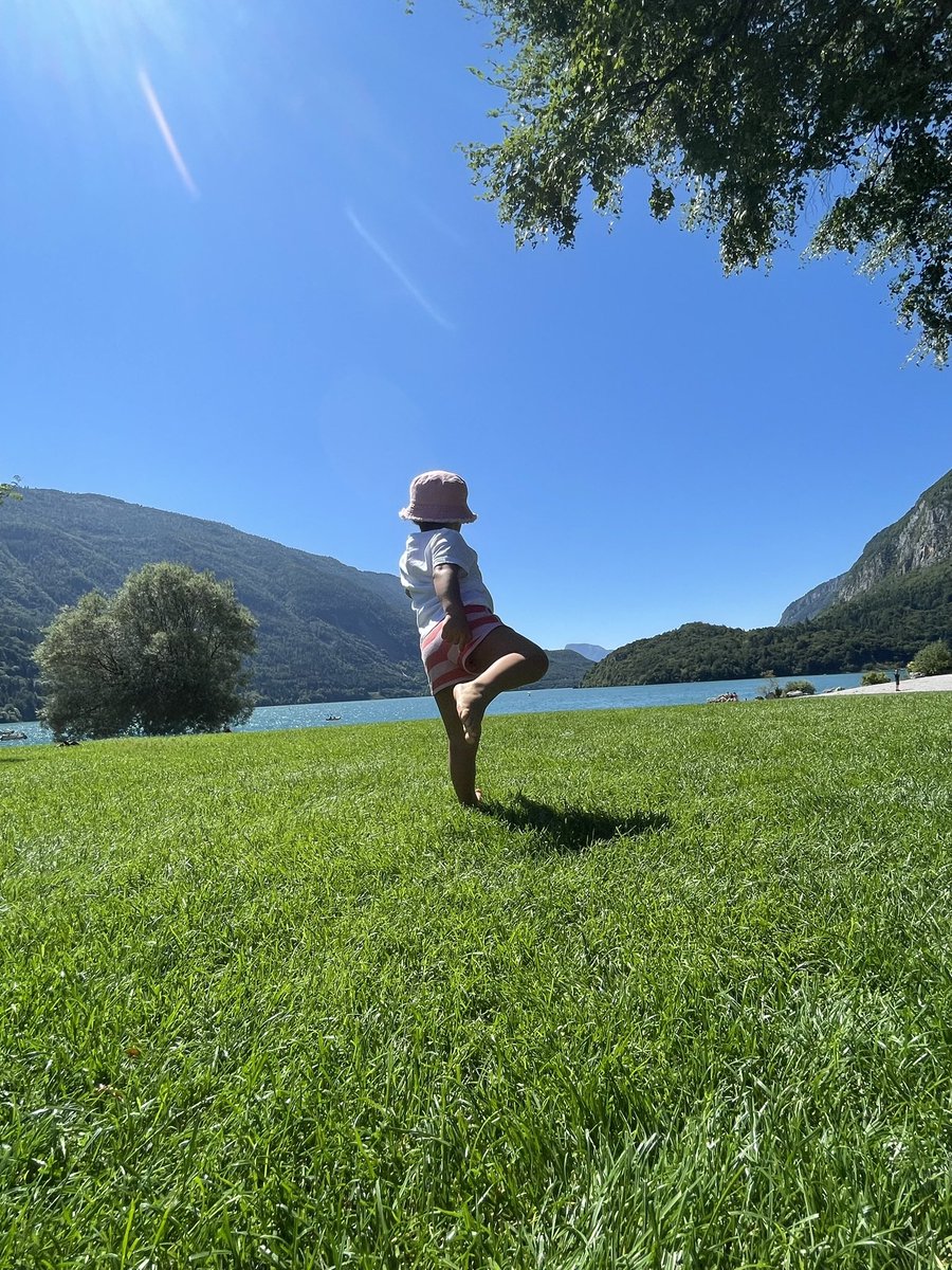 Termino oggi le mie ferie📈
Un mese con mia figlia che non conosce il riposo 😴
La prima vacanza senza l’amore mio #Raksha 🐺 
Un ginocchio che ahimè non sta bene🦿
Un caldo che ha rotto come ogni anno il cazzo 😓
In mezzo la #ASRoma con il suo allucinante #CalciomercatoRoma 😱