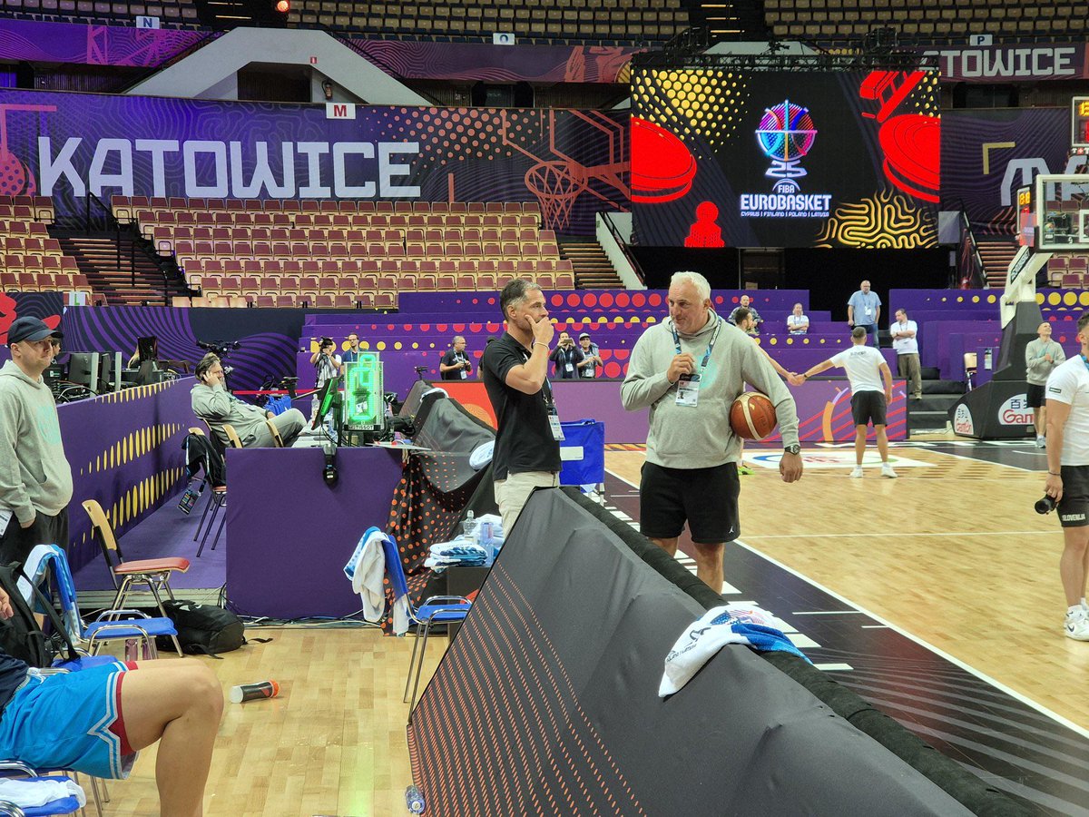 Inside Lakers (@insidelakers_x) on Twitter photo V Katovicah si ogledali vodstvo Lakers: direktorica Jeanie Buss in GM Rob Pelinka! 🏀✨ #mojtim <a href="/rtvslo/">📱MMC RTV Slovenija</a> <a href="/Lakers/">Los Angeles Lakers</a> V Katovicah si ogledali vodstvo Lakers: direktorica Jeanie Buss in GM Rob Pelinka! 🏀✨ #mojtim <a href="/rtvslo/">📱MMC RTV Slovenija</a> <a href="/Lakers/">Los Angeles Lakers</a>