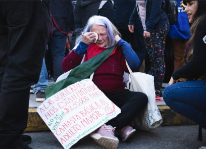 chiquis, si van a llorar violencia recuerden que a nuestros viejos les hacen el triple de lo que pasó hoy por medio del aparato estatal