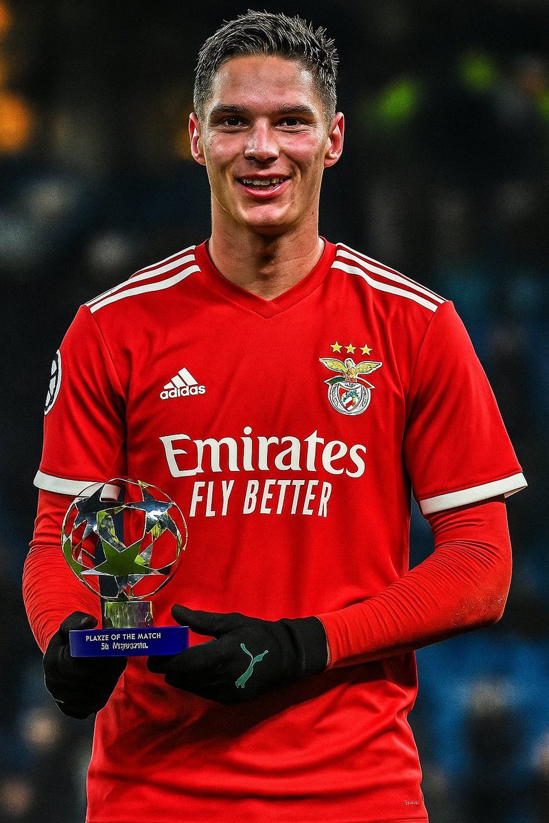 Este jogo do Barreiro a 10 serve para uma coisa, garantir aos Benfiquistas que com um 10 a sério, o Benfica estava a GOLEAR.

Prioridade máxima após o final deste jogo.