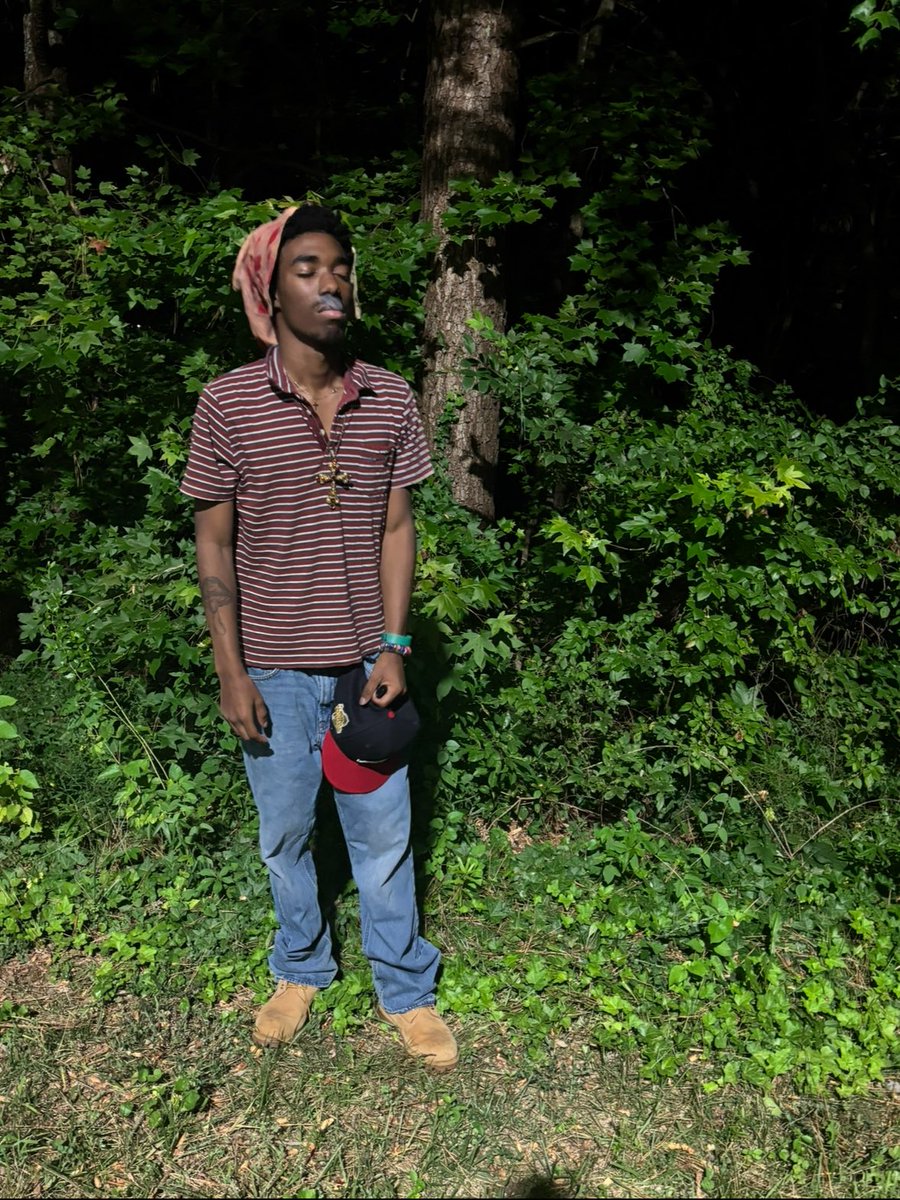 k0nya_thegeek's tweet image. &quot;Don&apos;t worry about tomorrow, because tomorrow will take care of itself. Each day has enough trouble of its own.&quot;🙆🏽‍♂️🦇🩸