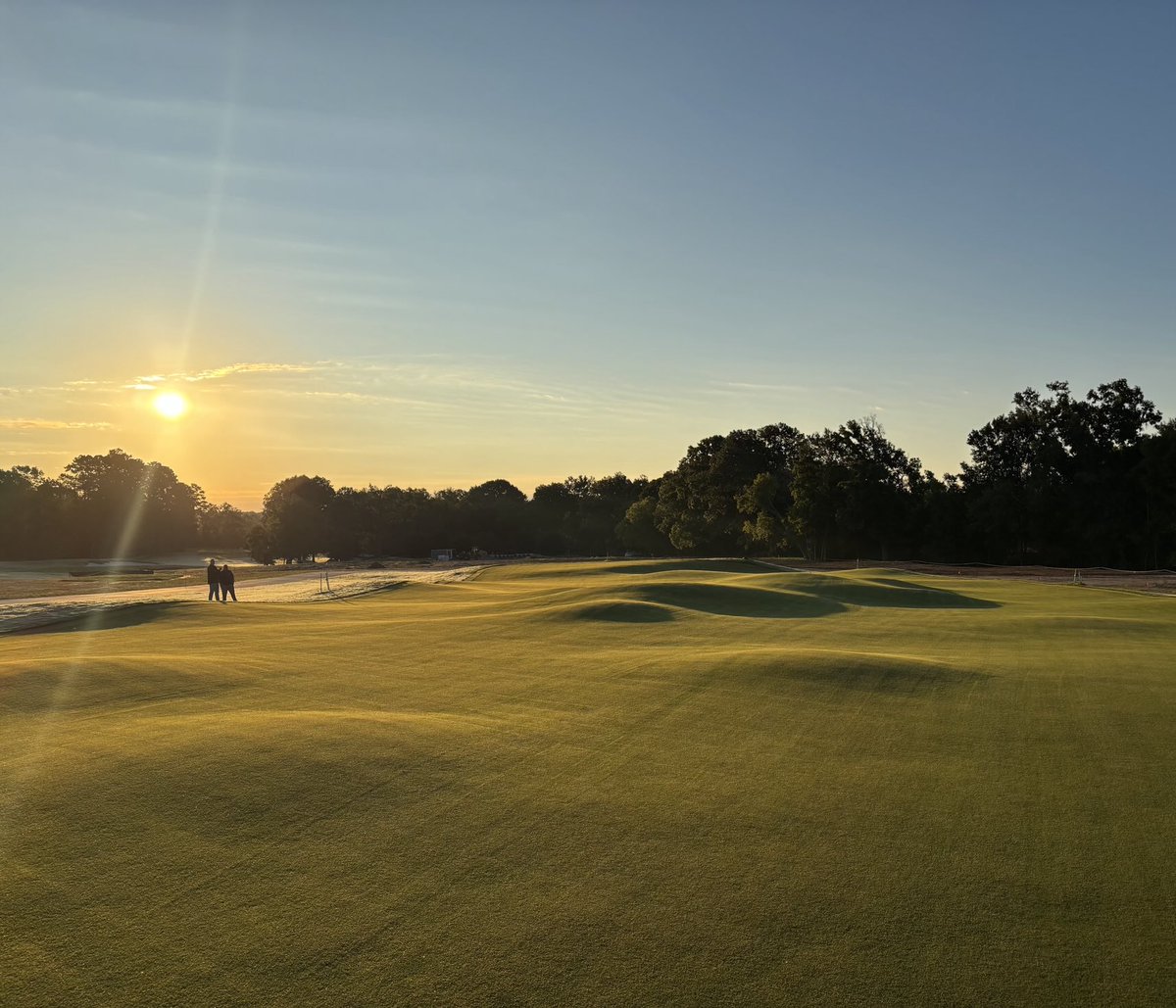 Rob McCallum (@rwmccallum) on Twitter photo Another great day at Olde Eight as our friend <a href="/chrisneffgolf/">Chris Neff</a> visited O8 Director of Golf Course & Grounds <a href="/ChrisJordan89/">Chris Jordan</a> and the two spent the day doing what agronomists do - gab about grass as they checked on our 25k-sq-ft Piedmont Putting Course #USGA #OldeEight Another great day at Olde Eight as our friend <a href="/chrisneffgolf/">Chris Neff</a> visited O8 Director of Golf Course & Grounds <a href="/ChrisJordan89/">Chris Jordan</a> and the two spent the day doing what agronomists do - gab about grass as they checked on our 25k-sq-ft Piedmont Putting Course #USGA #OldeEight