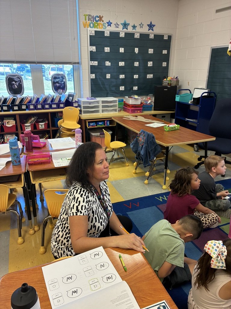 1st Grade CKLA Skills instruction is off to a great start with Ms. Gruss and Ms. Aldridge. #Belonggrowsucceed #AACPSAwesome