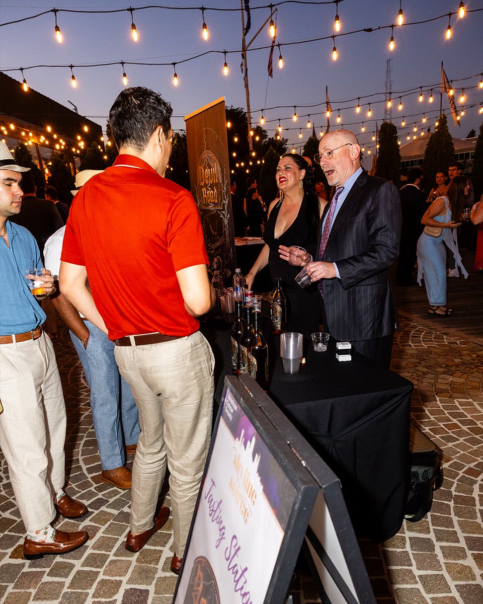 devilroad92's tweet image. Only the bold drink Devil Road. 🔥 We served up a daring good time at the American Cancer Society's Skyline Soiree at Rockwell on the River. Thanks for having us!

Please Drink Responsibly.
#DevilRoadWhiskey #TheDevilMadeMeDoIt