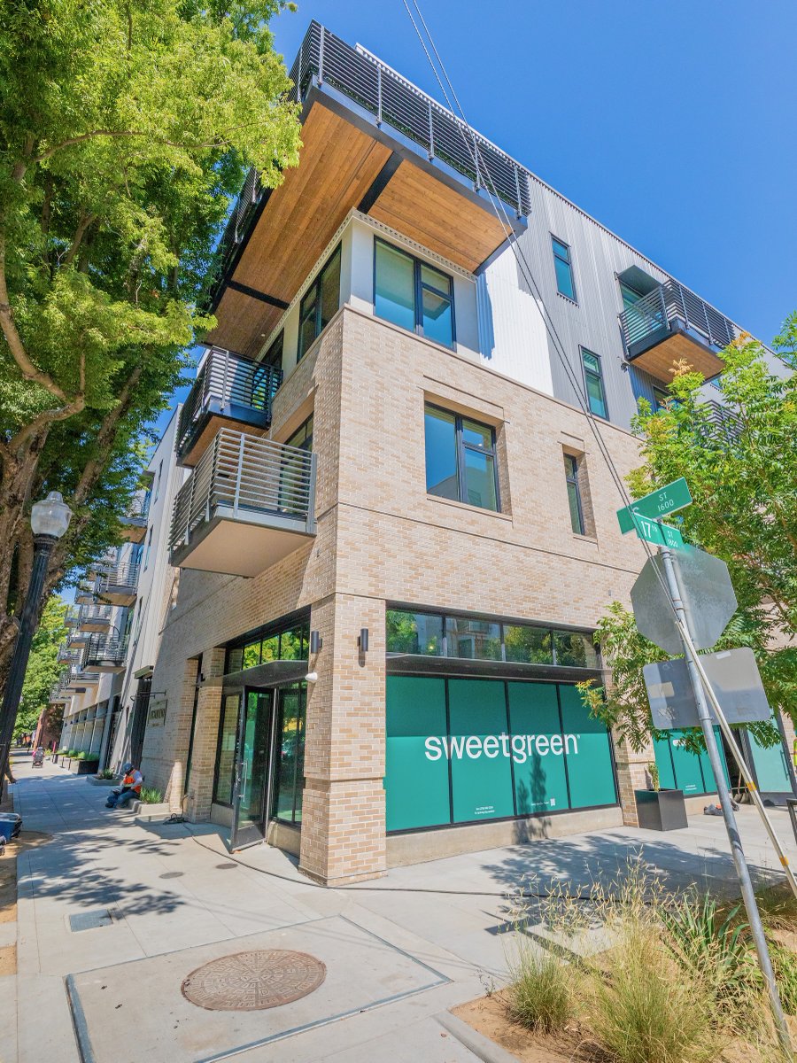 Scott Kingston (@scottbkingston) on Twitter photo The first sweetgreen in Sacramento. Coming this fall to The Richmond at 17th and S! 🥗 <a href="/TurtonCRE/">Turton Commercial</a> The first sweetgreen in Sacramento. Coming this fall to The Richmond at 17th and S! 🥗 <a href="/TurtonCRE/">Turton Commercial</a>