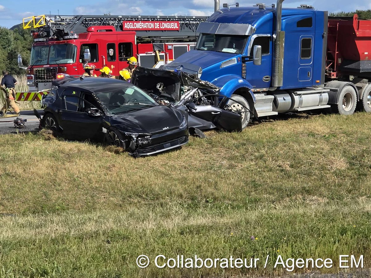 Michael_Rivard_'s tweet photo. Accident majeur sur l’A30 EST, vers le km 82 à Boucherville. Désincarcération nécessaire pour extraire plusieurs victimes. Blessures très graves. Fermeture de l’A30 pour enquête. @POMPIERSAPPAL https://t.co/0cLULlu2Su