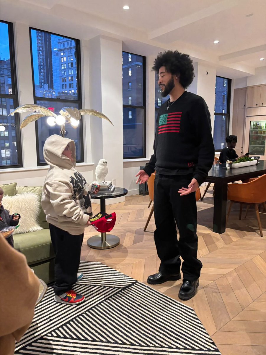 chris chance is an africanamericanartist 🍉 tweet media