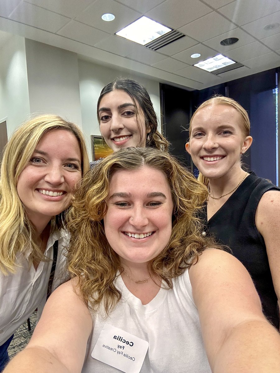 cfcreative901's tweet image. We love a collaboration moment! 👏

This morning, I worked with the Edit Media team to deliver ideal content for client and EOS implementer Sophia Cole. Together we were able to capture the photo and video needed to enhance her customer strategy. 🙌

Teamwork FTW! 🤍