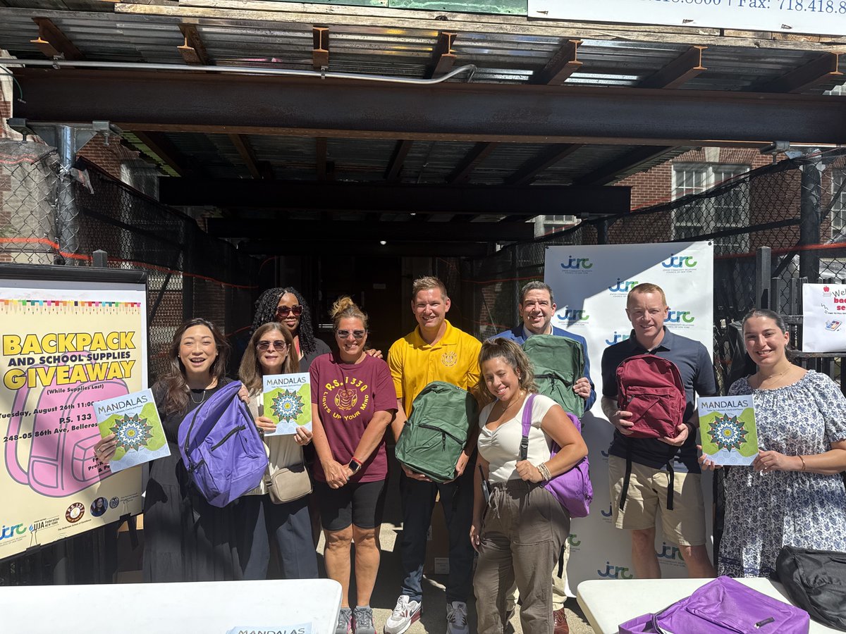 Council Member Linda Lee (@cmlindalee) on Twitter photo Back-to-school season is in full swing! Yesterday we teamed up with <a href="/PS133Q/">P.S. 133 - The Bellerose School of Excellence</a> and <a href="/JCRCNY/">JCRC of New York</a> to distribute 300 backpacks with school supplies to the community! Thank you to JCRC for working with us and providing the items that will ensure students are on the path to success! Back-to-school season is in full swing! Yesterday we teamed up with <a href="/PS133Q/">P.S. 133 - The Bellerose School of Excellence</a> and <a href="/JCRCNY/">JCRC of New York</a> to distribute 300 backpacks with school supplies to the community! Thank you to JCRC for working with us and providing the items that will ensure students are on the path to success!