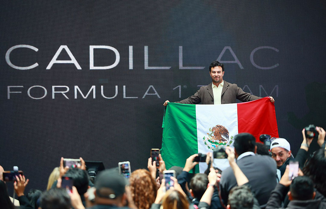Tras su conferencia, <a href="/SChecoPerez/">Sergio Pérez</a> dejó varias declaraciones está mañana en plaza Carso en CDMX :
El de Cadillac es su último proyecto en #F1, su contrato es por dos años, con posibilidad de extenderlo por un año más.

#SP11 
#ChecoPerez 
#ChecoenCadillac 
#CadillacF1Team