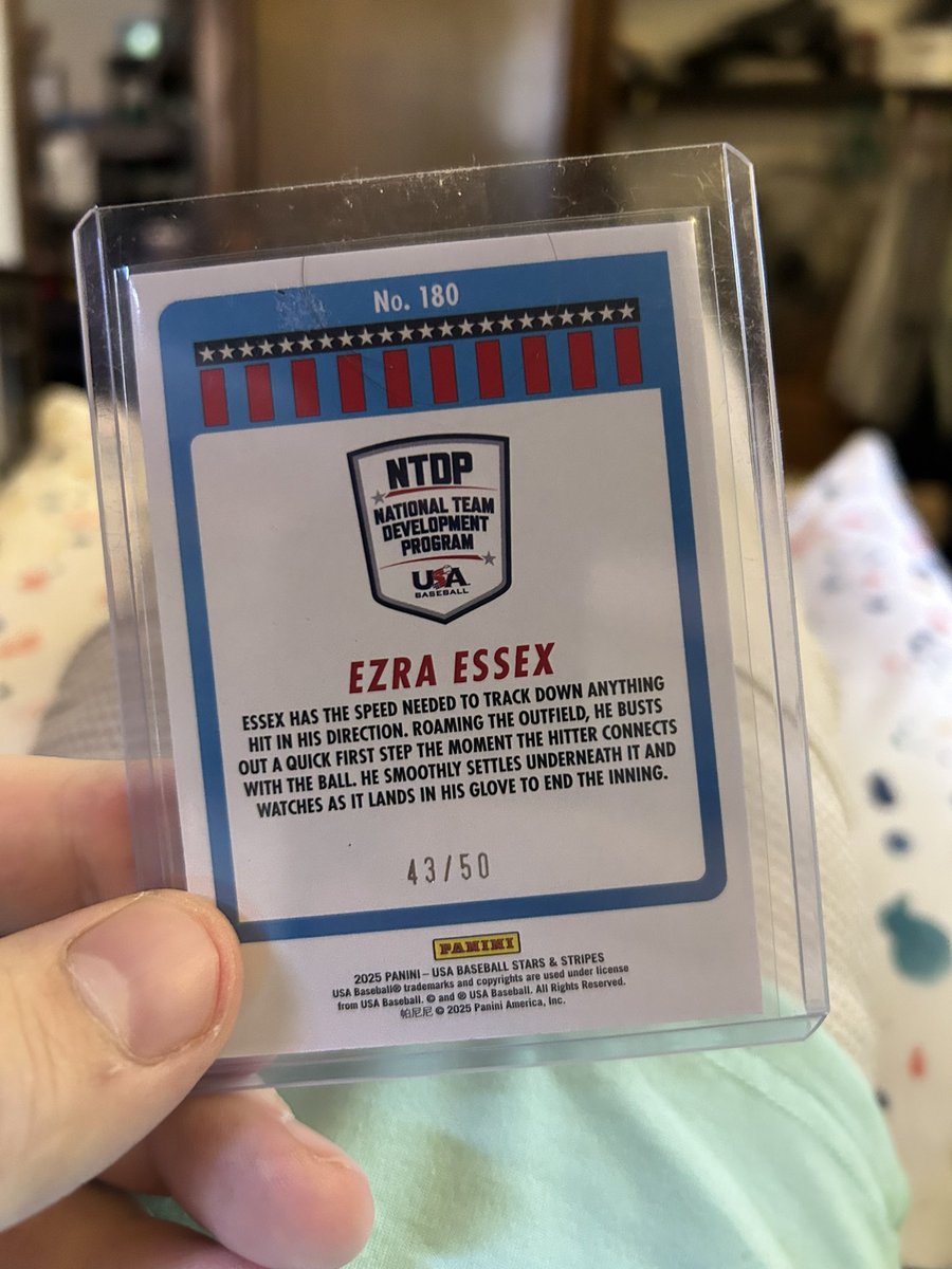 Who wants a beautiful Ezra Essex /50?! 

• Follow <a href="/RookieCardGuy_/">恵凡 (Evan)</a> 
• Like &amp; RT this post 
• Tag 2 Friends 

Winner will be picked Friday at 9:30 AM CST.