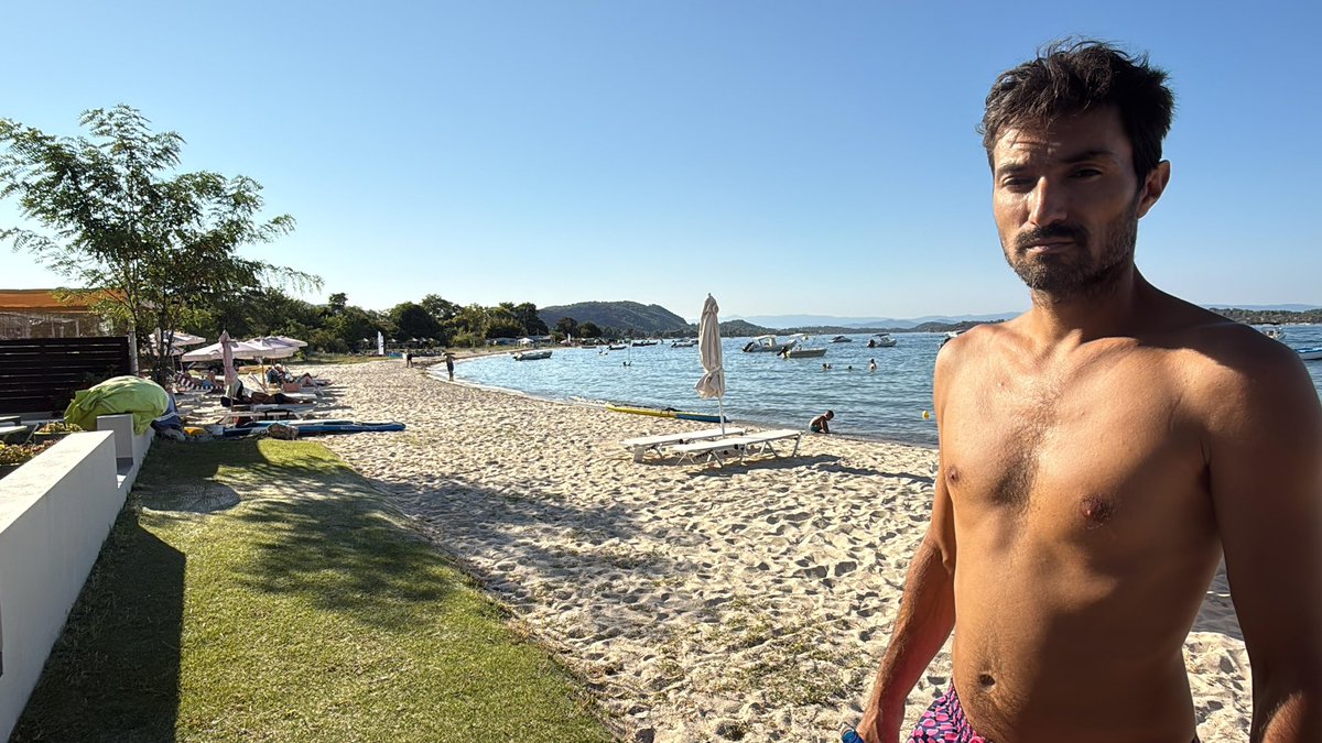 The perfect male beach body exist! onlyfans.com/jeliomir
#beach #body #man #amigo #greece #sea #ocean #Mediterranea #Spain