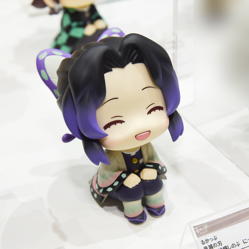 しのぶ  鬼滅の刃 胡蝶しのぶ スニーカー UBIQ 靴 蝶々 28cm