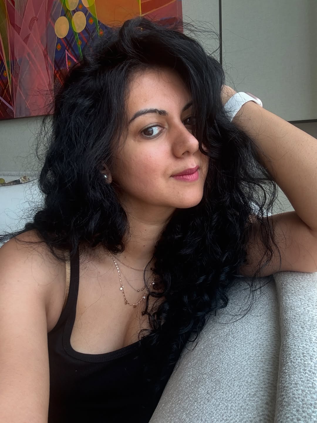 Kamna Jethmalani leaked Instagram viral photos selfie clothless romantic onlyfans Pinterest redit pictures  of her juicy curves saari backless salwar shirt ceamy figure tiktok, Imdb, Flickr, Tumblr   cleavage exposing navel armpit juicy lip navel,iduppu,kiss smooch Email Id, WhatsApp Number,