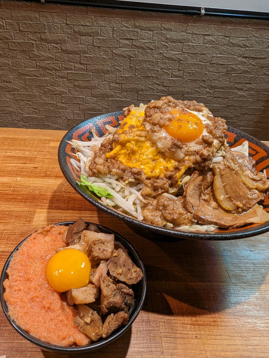 本日通常営業 今日は8月28日。かき氷、花火、夏の余韻が気持ちいい季節