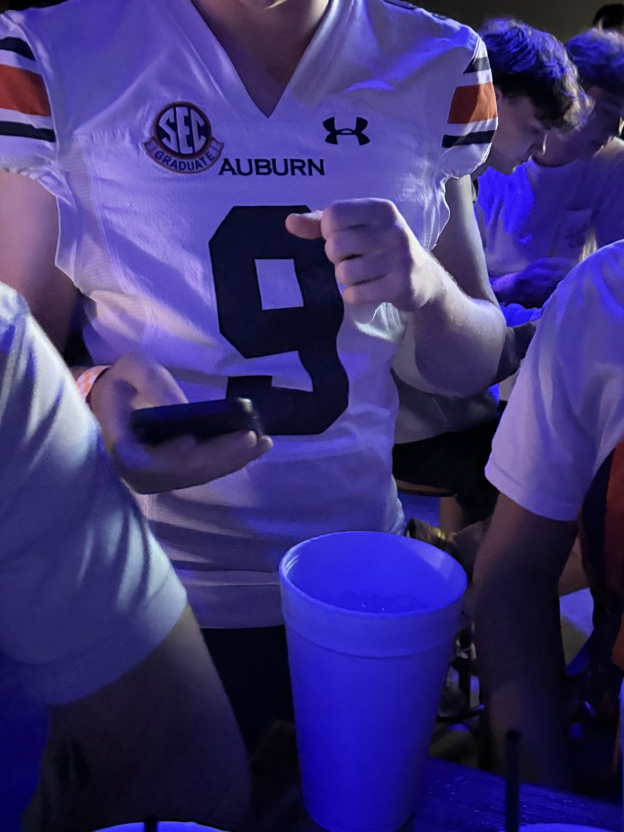 Insomnia Steak & Grille tweet media