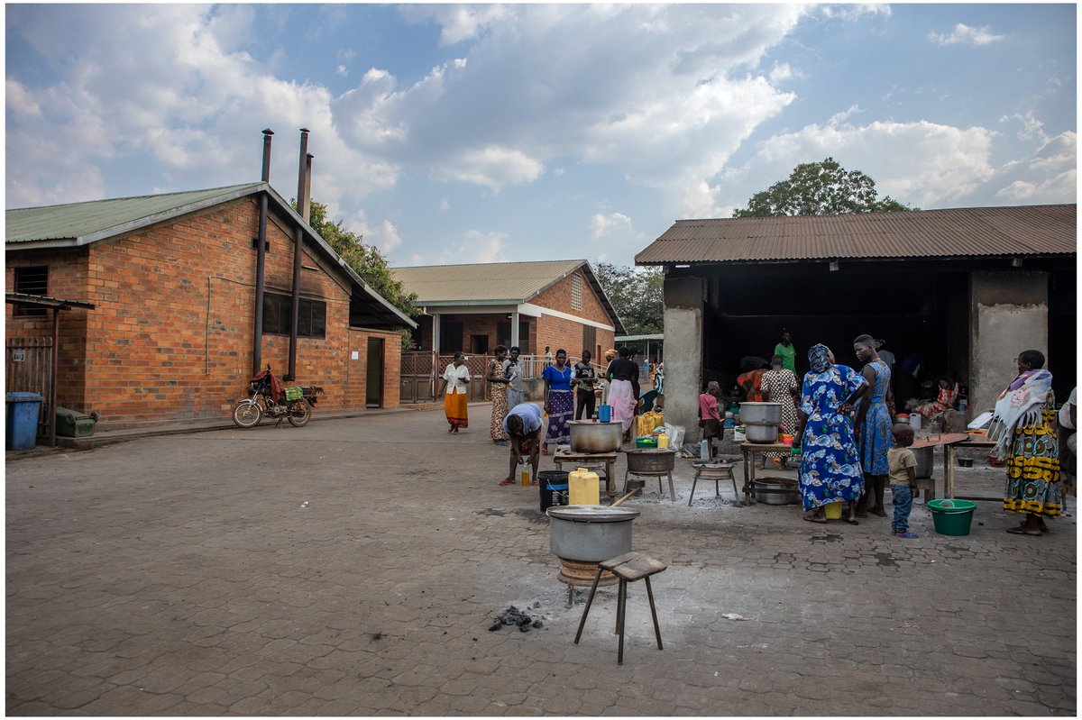 At St. Mary’s Lacor Hospital in Northern Uganda, refugees from South Sudan receive medical care, temporary shelter, clean water, and laundry facilities, supporting Uganda’s humanitarian response.  #RefugeeSupport #Uganda