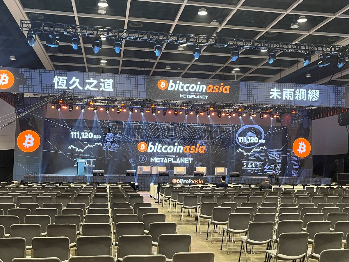 SALTLending's tweet photo. So excited that @BitcoinAsia is kicking off! @HunterAlbright is getting some great shots! 📸

@TheBitcoinConf hosting another epic event! 🙌

#Bitcoin #BitcoinAsia #HongKong #SALT https://t.co/enibKHfXUS