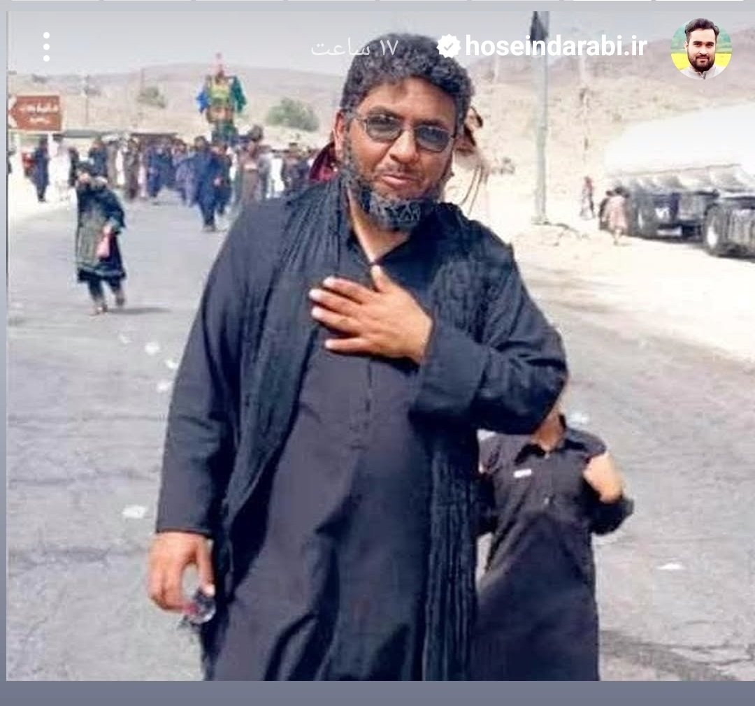 چهار ماه پیش حجت الاسلام #صمدی‌فر تو سیستان توسط تروریستها ربوده شد هنوز خبری ازش نیست 💔
چند روز پیش هم #حاج_مجید_فلاح‌پور توسط تروریستها تو سیستان بلوچستان ربوده شده
چرا کسی صدای خانواده‌ی این مظلوما نیست؟
باید دختر بی‌حجاب یا دانشجوی تهرانی باشن تا بهش بپردازیم؟