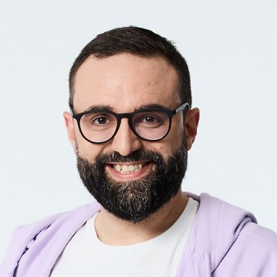 En Pleine Lucarne (@enpleinelucarne) on Twitter photo .<a href="/nicolas_vilas/">𝗡𝗶𝗰𝗼𝗹𝗮𝘀 𝗩𝗶𝗹𝗮𝘀 𝗕𝗼𝗮𝘀</a> sera chroniqueur pour l'actualité sportive dans le talk-show «On a du nouveau» de <a href="/Claire_Arnoux/">Claire Arnoux</a>.
Ce sera l’émission phare de la chaîne Novo19 du groupe «Ouest-France» qui sera diffusée du lundi au vendredi à 18h25, sur le canal 19 de la TNT.
Source : Ouest-France .<a href="/nicolas_vilas/">𝗡𝗶𝗰𝗼𝗹𝗮𝘀 𝗩𝗶𝗹𝗮𝘀 𝗕𝗼𝗮𝘀</a> sera chroniqueur pour l'actualité sportive dans le talk-show «On a du nouveau» de <a href="/Claire_Arnoux/">Claire Arnoux</a>.
Ce sera l’émission phare de la chaîne Novo19 du groupe «Ouest-France» qui sera diffusée du lundi au vendredi à 18h25, sur le canal 19 de la TNT.
Source : Ouest-France