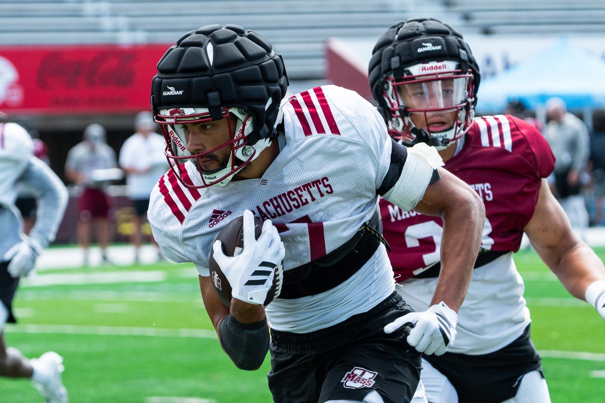 UMass Football tweet media