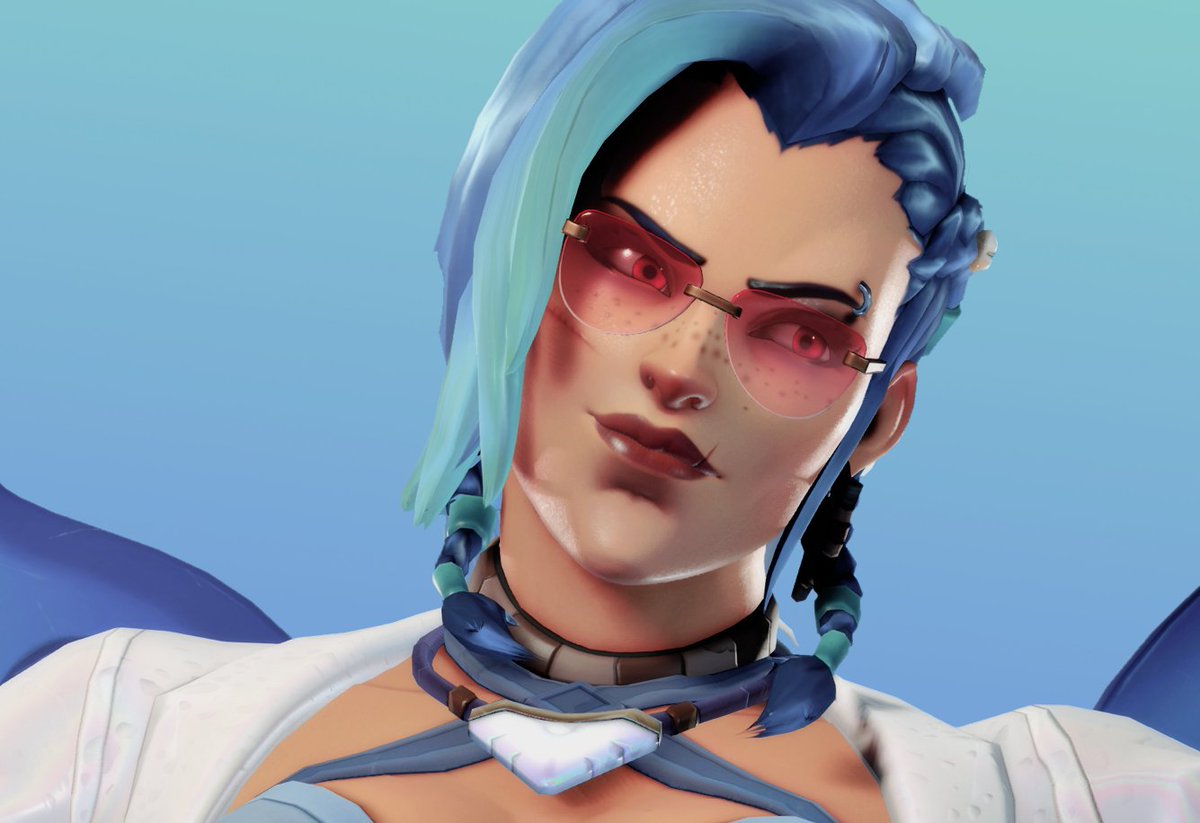 🩵 POOLSIDE JUNKER QUEEN CLOSEUPS 🩵