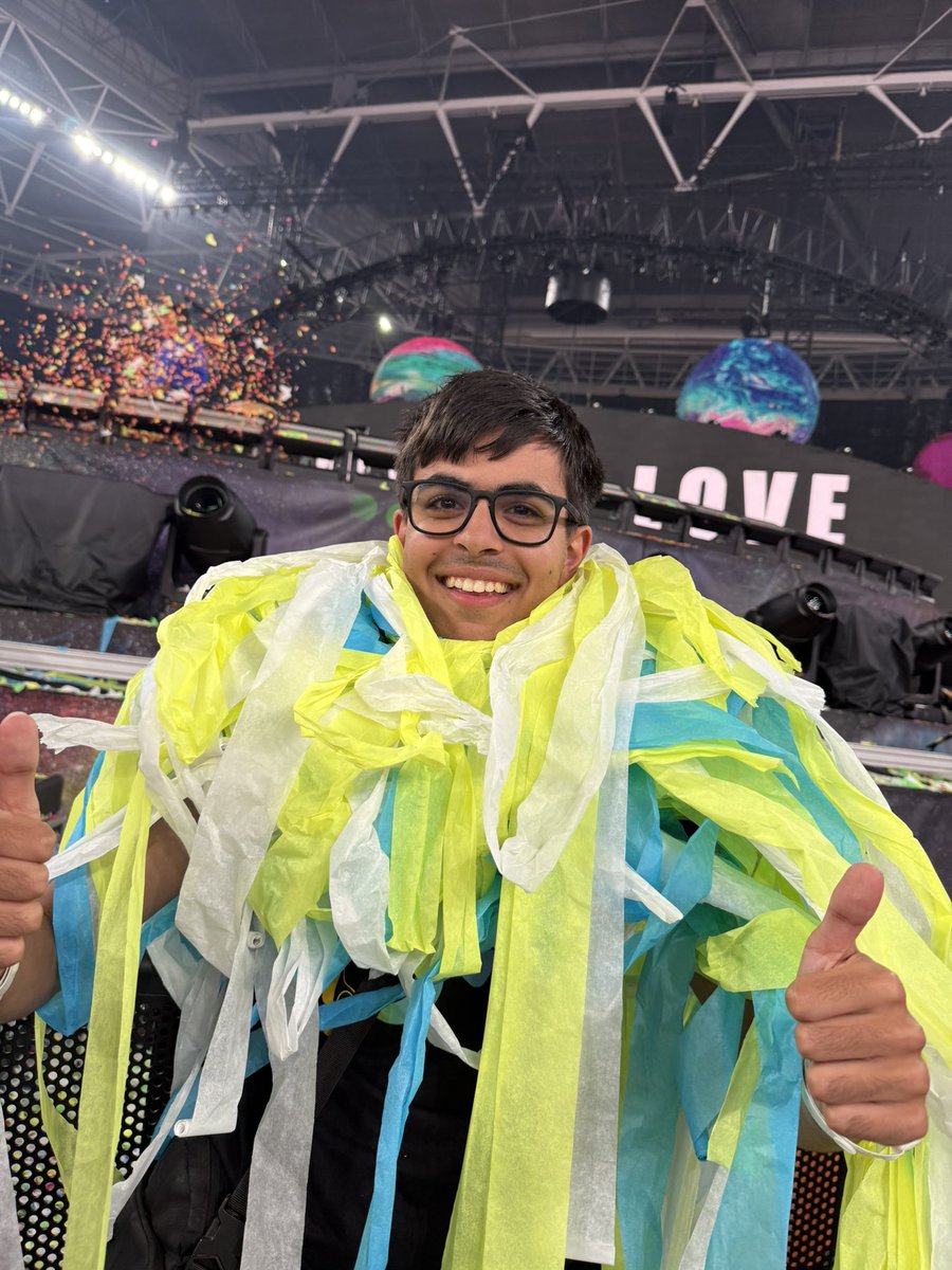 ali 🌙 tweet media