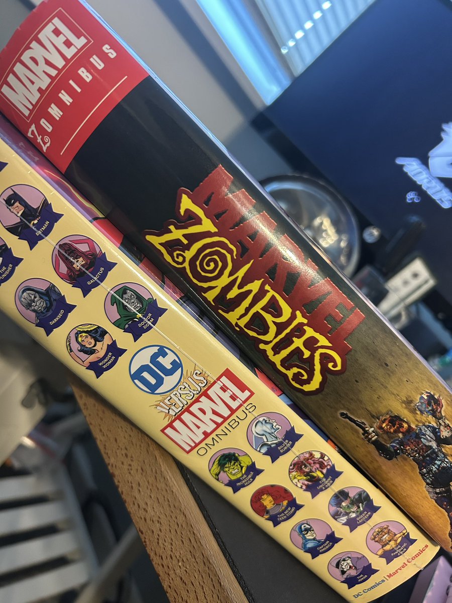 Got some badass new omnibus #MarvelvsDC #MarvelZombies #Comics