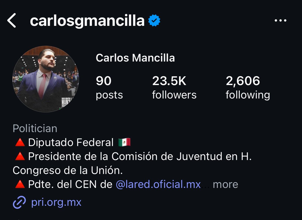 OJO 

Este es el otro ZÁNGANO y VIOLENTADOR que AGREDIÓ a Noroña y al trabajador del Senado.

<a href="/CarlosGMancilla/">CarlosGM</a> ERES DE LO PEOR, ESPERO TE CAIGA TODO EL PESO DE LA LEY AL IGUAL QUE A TU PATRÓN, ALITO MORENO.