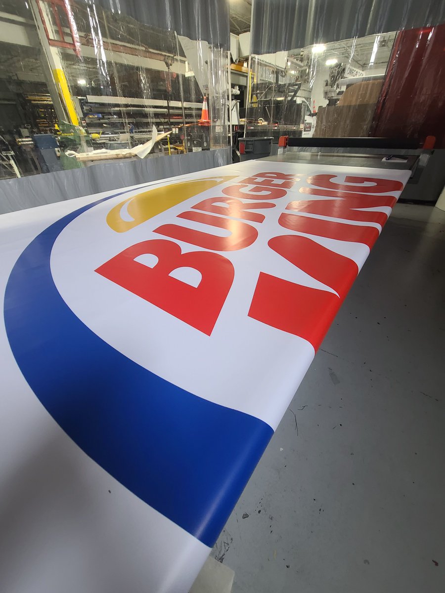 🌟📢 Outdoor vs. Indoor Vinyl Signage: What You Need to Know! 🖼️✨
Thinking of sprucing up your space? Both outdoor &amp; indoor vinyl signage have their perks! 🌍🏠
👉 Outdoor signs need durability against the elements! 
👉 Indoor signs focus on aesthetics &amp; ambiance.
#BusinessTips