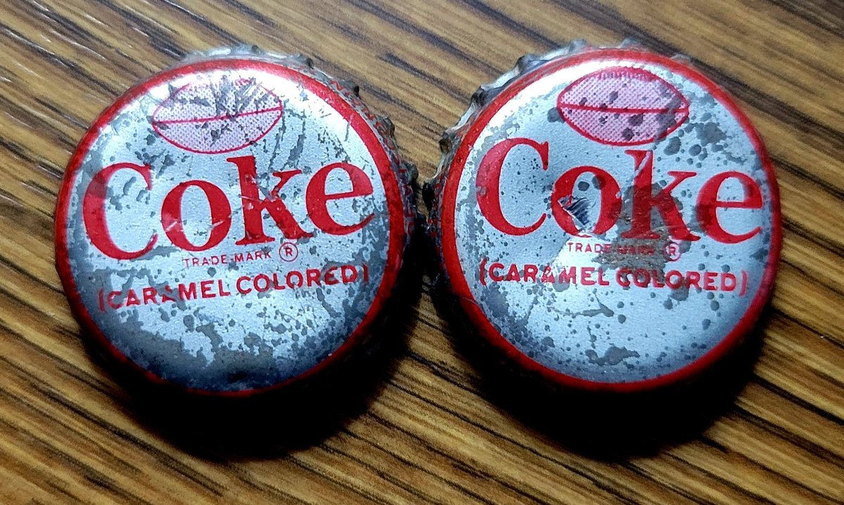 Stopped at a local card shop for penny sleeves this afternoon and found these. In third grade, we'd tie a magnet onto a string and drop it into pop machines (bottles back then) to try to get these #Packers bottle caps. Never had many. My folks didn't buy Coke.