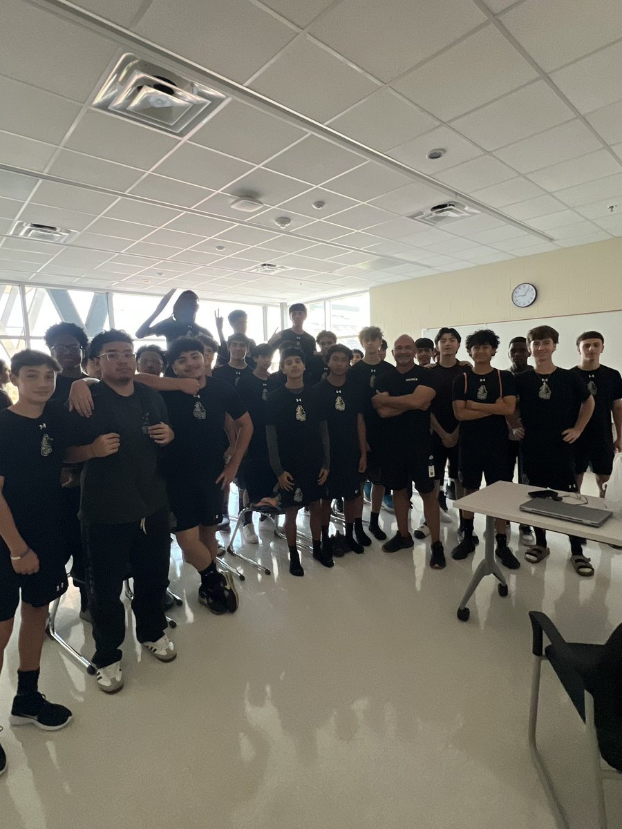 EMS ISD Strength tweet media