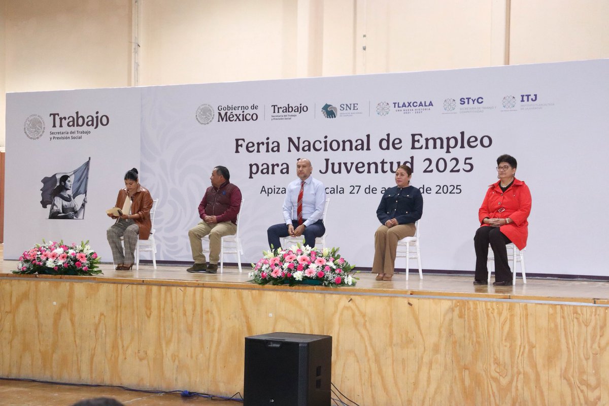 STyC_Tlaxcala's tweet image. 💼✨ Este día se llevó a cabo la Feria Nacional de Empleo para la Juventud 2025, organizada por la #STyC, a través del #SNET, en colaboración con el #ITJ, con el objetivo de acercar oportunidades de empleo formal a las y los tlaxcaltecas.
#UnaNuevaHistoria #FeriaDeEmpleoTlaxcala