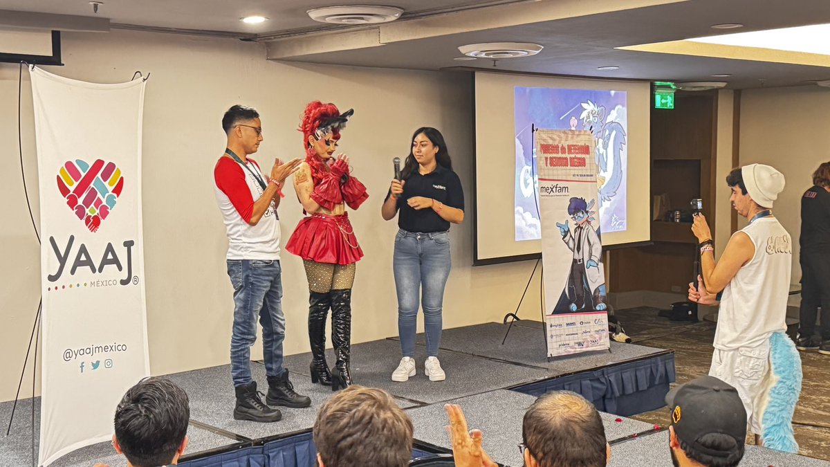 🛡️🐾 En esta ocasión tuvimos el honor de participar en la convención <a href="/WarningYIFF/">⚠️Warning Yiff 🐻</a>. Nuestro coordinador de #SaludPositivaYaaj, acompañado de un equipo de la organización, compartió información en materia de salud sexual, resaltando el autocuidado como un acto erótico y la