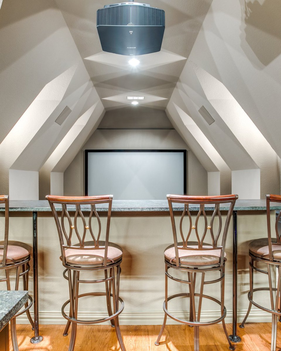 DFWImproved's tweet image. We don’t just add space, we add purpose. Let’s design a room that elevates the way you live at home. 

See the results: bit.ly/4nzCB7J

#DFWImproved #RoomAddition #HomeRemodeling