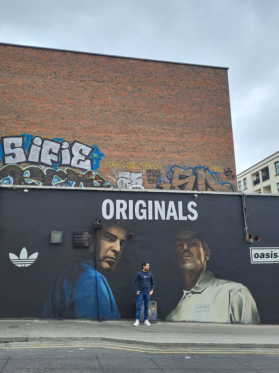 RenatoBorges93's tweet photo. Um ano do anúncio da turnê de retorno do nosso Oasis e eu só consigo ser muito grato por ter vivido a melhor experiência da minha vida ao ter ido lá pra Dublin...

Os shows foram do caralho (que setlist da porra!), Dublin respirou Oasis, a Irlanda e sua gente são incríveis 💚.... https://t.co/v09l7wd1b1