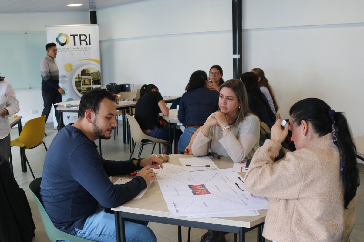 UPTCoficial's tweet photo. 📌#UPTCInforma | La #OTRI, en alianza con la @camaratunja, continúa fortaleciendo el programa #InnVenta 🧩💡
25 empresas de varios sectores, han participado en tres ciclos, adquiriendo herramientas de innovación, y transferencia de conocimiento 💪👍
🧵👇 https://t.co/XNmWIR9aYK
