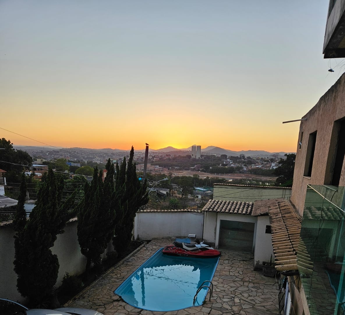 pcmgoficial's tweet image. Na manhã de hoje (27/8), a #PCMG deflagrou a operação Harpia contra tráfico interestadual e internacional de drogas. Durante ação em BH, Ribeirão das Neves, Ibirité, Santa Luzia, Esmeraldas, Juiz de Fora e Pirapora foram cumpridos seis mandados de prisão preventiva (...)