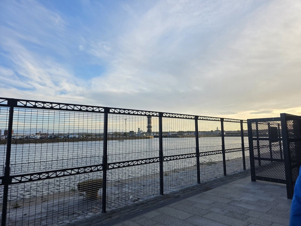 Mrs Christopher tweet media