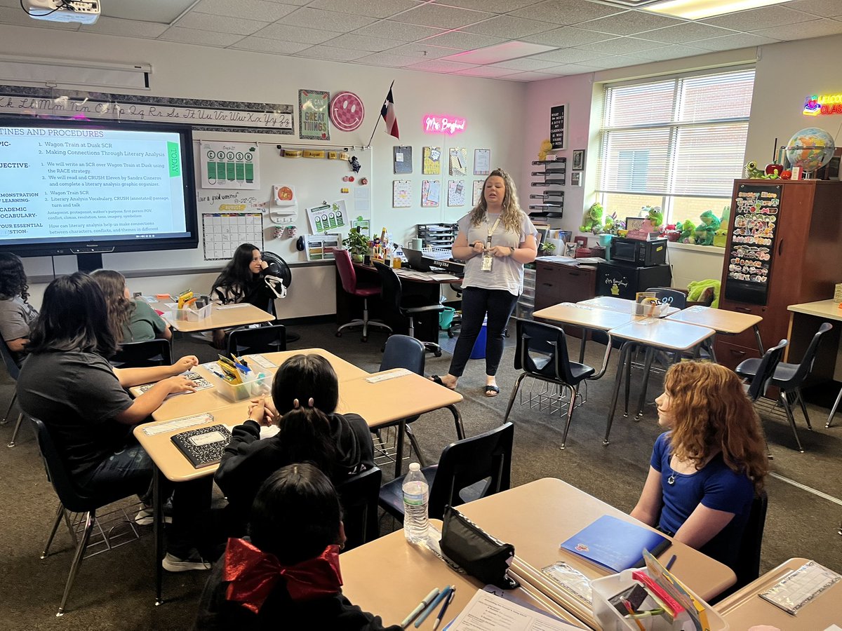 Teachers teaching, students learning… it’s a great day to be a Bullfrog!