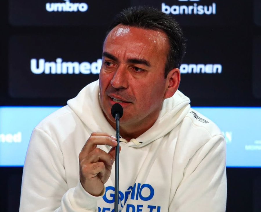 tntsportsgremio's tweet photo. NÃO PODEM INTERROMPER O SONHO DELE NA MÃO GRANDE!!!

#GremistasComMarceloMarques
#GremistasComMarceloMarques 
#GremistasComMarceloMarques 

👇👇👇👇👇 https://t.co/R9vP4RDUh2