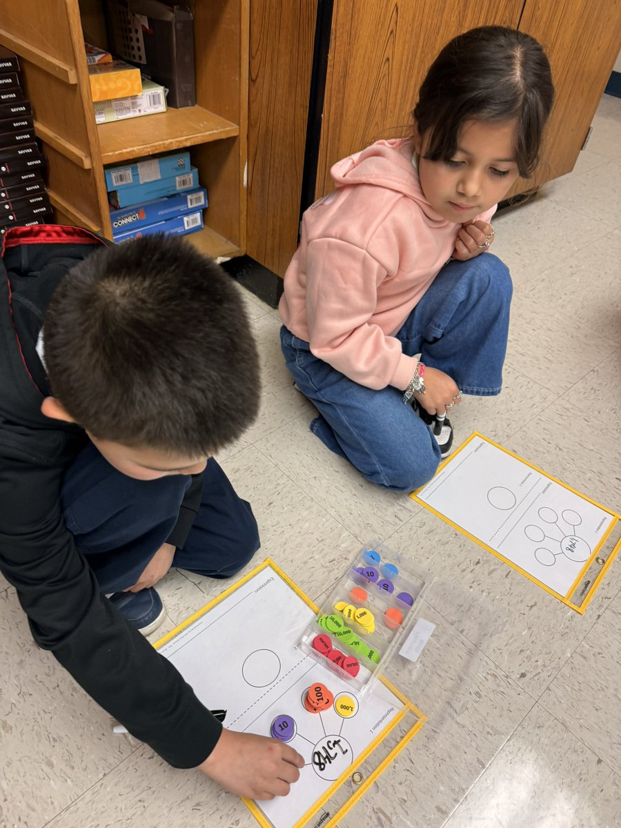 Bilingualadv's tweet image. Our third graders enjoyed composing and decomposing numbers in more than one way with the use of place value disks. When walking out of a classroom I heard a student say “That was fun, I want to do more!” #handsonmath #mathtools #placevalue @NISDElemMath @NISDPassmore