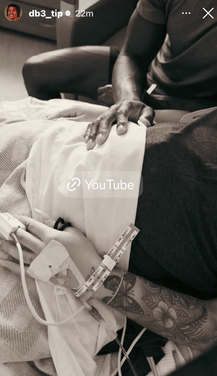 4EverThad's tweet image. Baby Boy is Officially Here 🤞🏾💙🥹 Congratulations To “Travis &amp;amp; Leanna” on the birth of their Baby Boy 🧒 @TravisHunterJr Unc “Thad” is Ready to Baby Sit Any Time Fam 😅 #TravisHunter #Jags #ScoBuffs