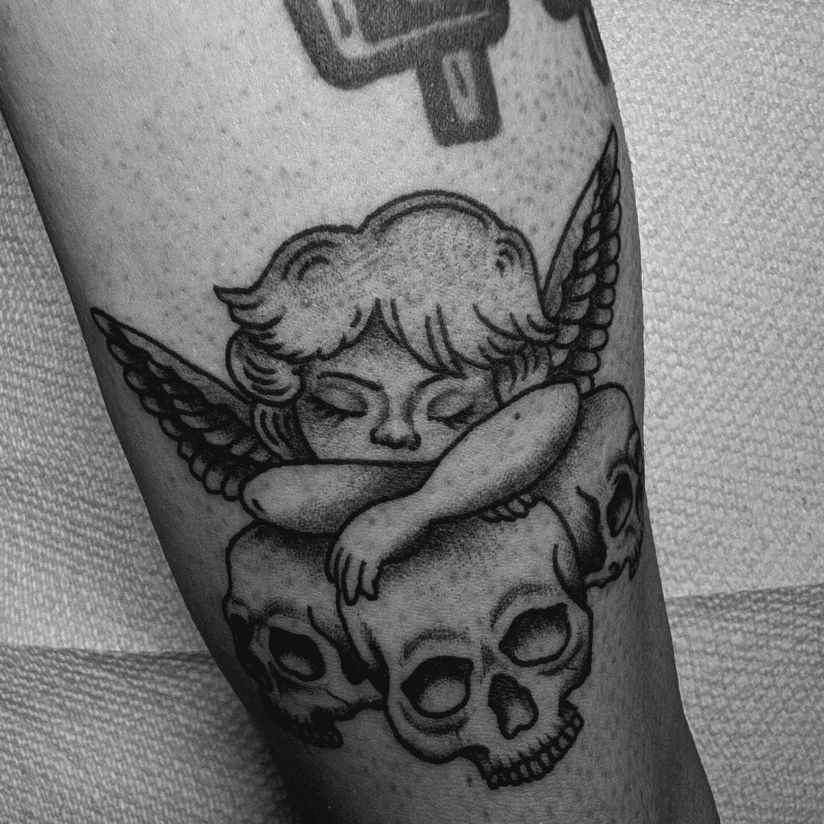 born today big Ws 🎈#newtattoo