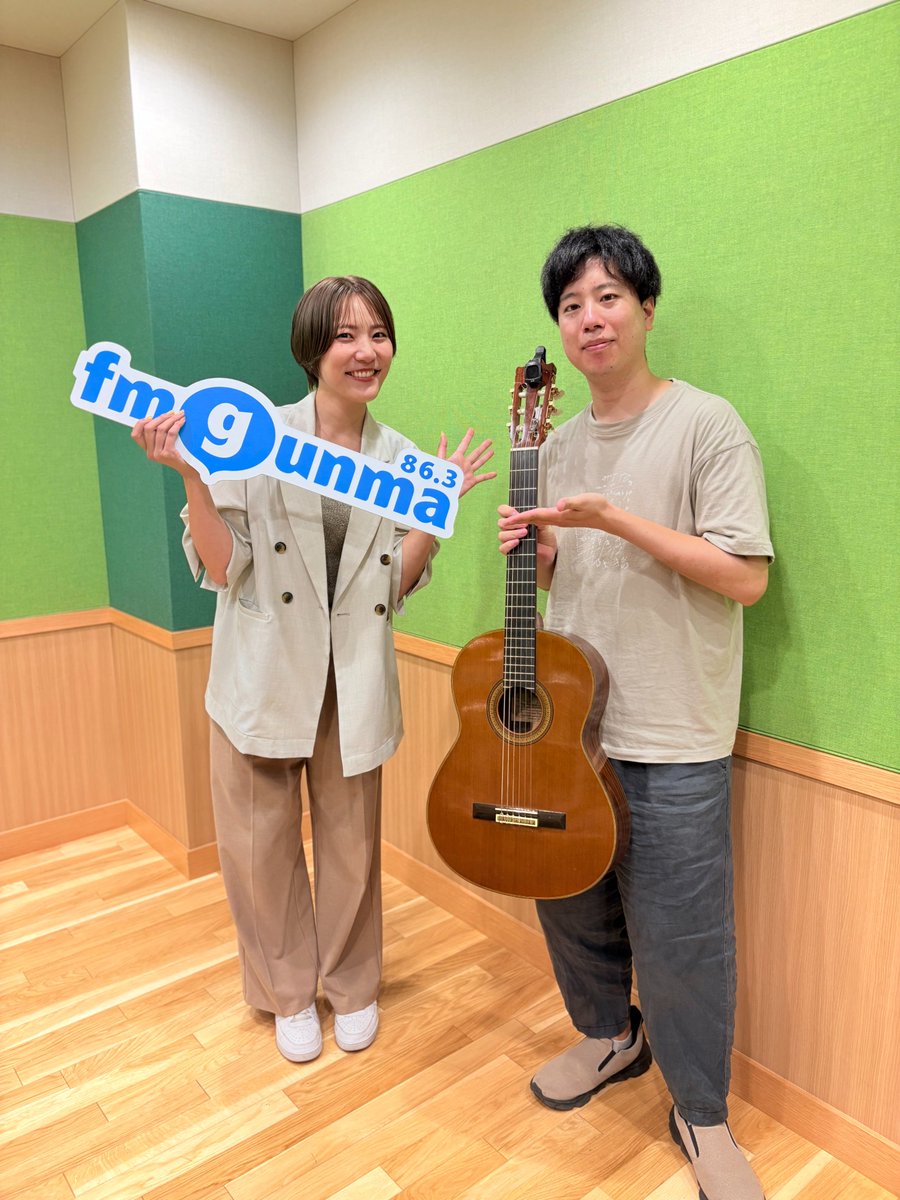 tinytiny863's tweet photo. 【ひとしな】
9/14(日)開催!
#JAMCOVER 30thAnniversaryイベント第6弾
#たびあきない の話題!
店主の #オザワリエ さん
イベントでライブを行う
高崎在住のミュージシャン
#HoSoVoSo さんにお話を伺いつつ
弾き語りも披露して頂きました!
ぜひJAMCOVERに足を運んでみて下さい!
@Jamcover_twitt https://t.co/LE2j6Tp2v8