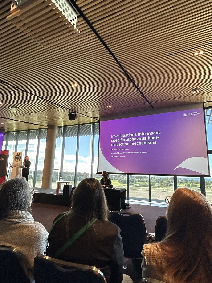 Supervisor, DECRA fellow and lab mum Jess Harrison presenting on host-restriction of the insect-specific alphavirus Yada Yada virus!! <a href="/JodyPeters20/">Jody Peters (Hobson-Peters)</a> #MCAA2025