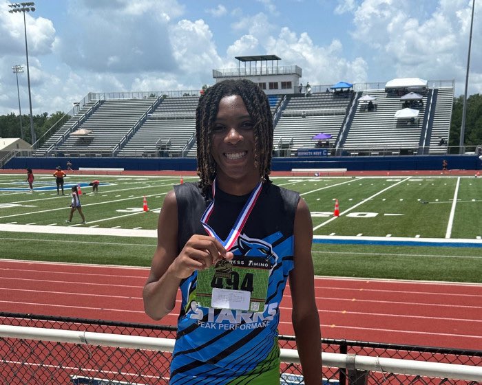 Etrouse's tweet image. Could y’all please take a second and vote for my little cousin for Youth Athlete of The Year? He’s a track and baseball angel in a competition where he could win $25k and a cover of Sports Illustrated!!!! 

athleteoftheyear.org/2025/lonnie-a2…