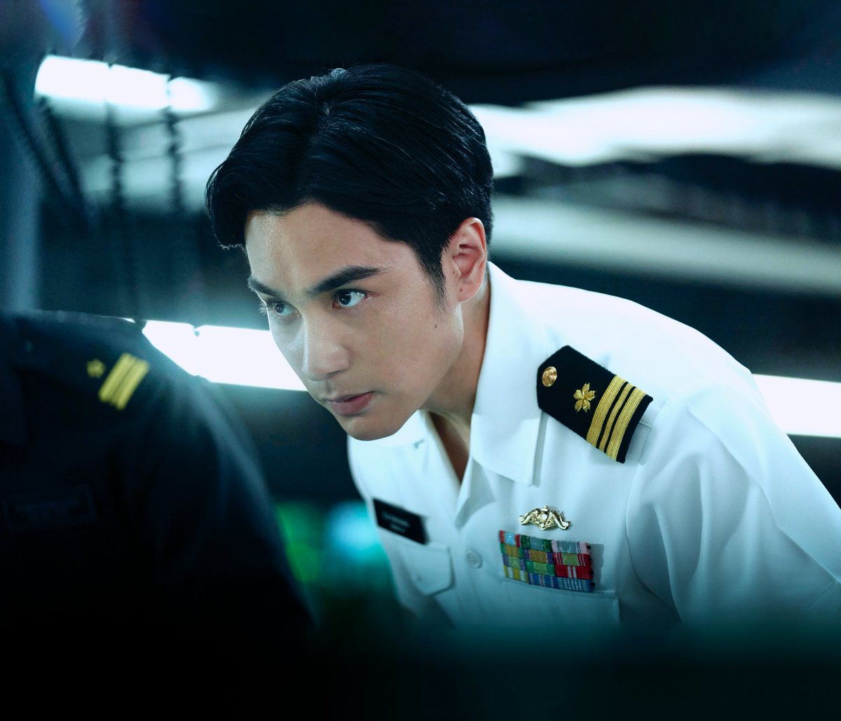 山中 栄治】（やまなか えいじ） ―― #中村蒼 〈やまと〉副長。 海江田