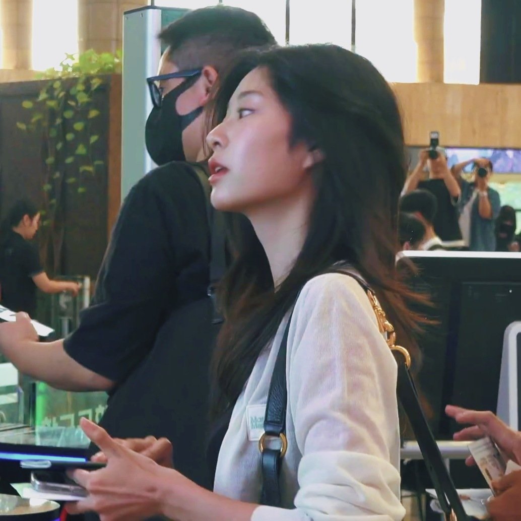 KowaiYume22's tweet photo. still the craziest side profile to ever exist https://t.co/H0u6d3ASuJ