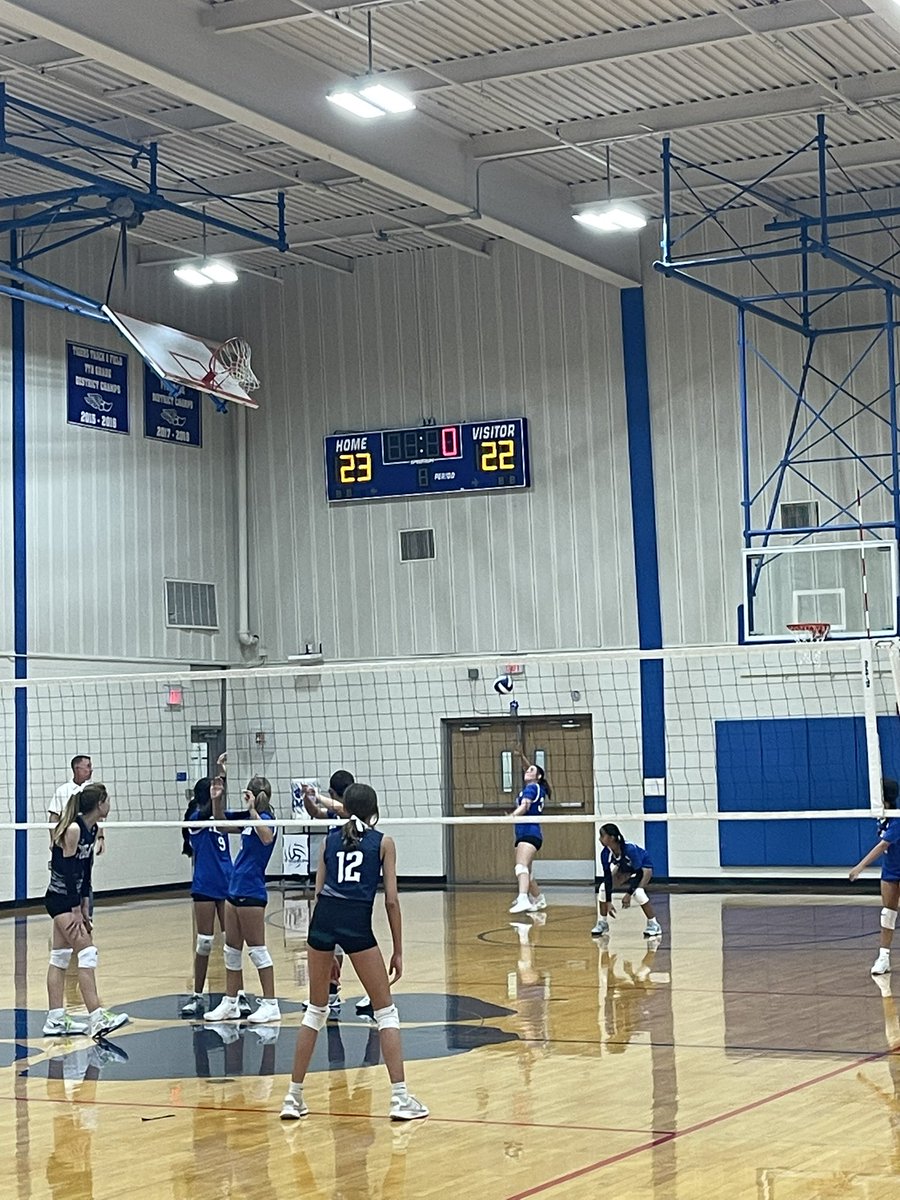 First volleyball games of the year for our 7th graders at LMS! Let’s go Tigers 🐅 <a href="/LeanderTigers/">Leander MS</a> <a href="/AthleticsLMS/">Leander Tiger Athletics</a>